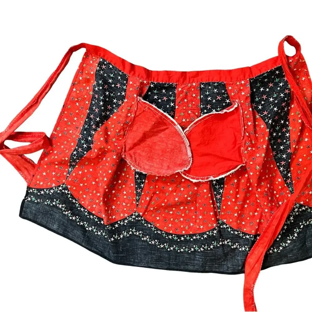 Elegant Red and Black Star Patterned Apron